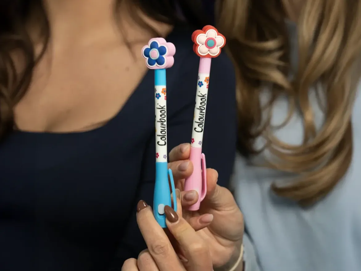 Secret Pen Flower